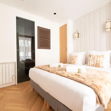 Stylish Flat In Paris' Center Paris