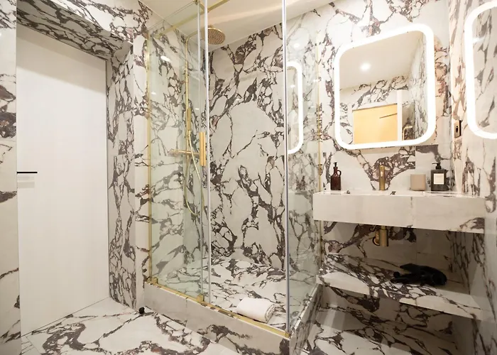 Appartement Stylish Flat In Paris' Center Parijs